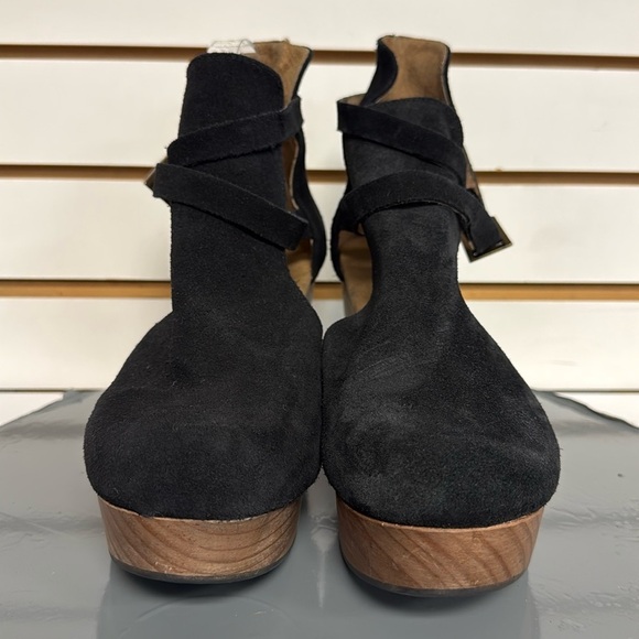 Free People Suede Cedar Clog Black Straps Size 40.5/10.5US - Picture 2 of 10